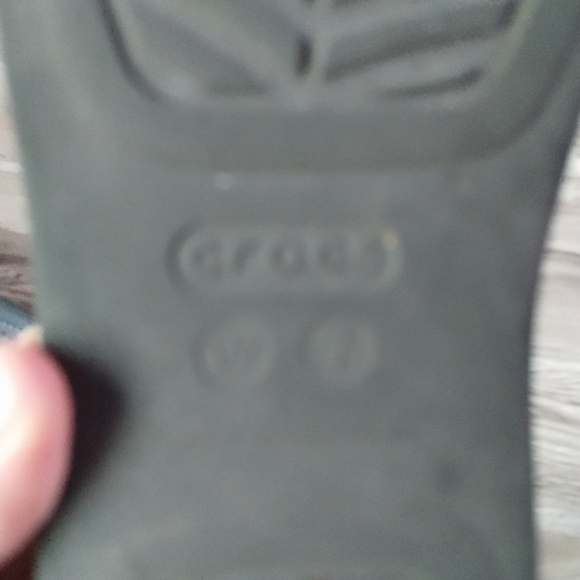 Crocs Monterey Metallic Open Toe Slip-On Black Wedge Women's Size 7 - Picture 6 of 6